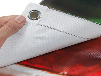 西平喷绘和刀刮布的工艺区别。